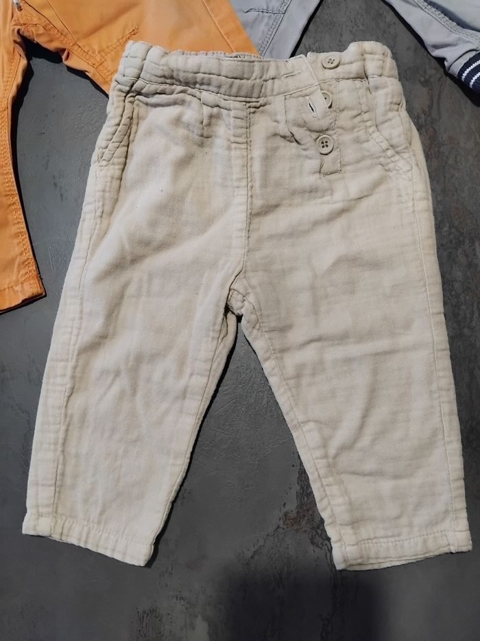Lot pantalons 9 mois - photo numéro 2