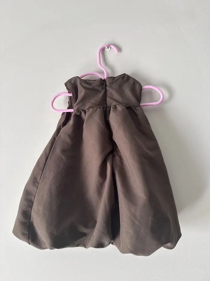 👗 Robe marron hiver  Très bon état  - 6 mois - motif princesse- très bon état - photo numéro 6