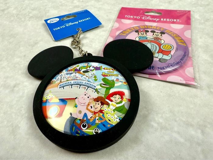 Porte clé porte badge tête de Mickey Tokyo Disneyland import Japon - photo numéro 2