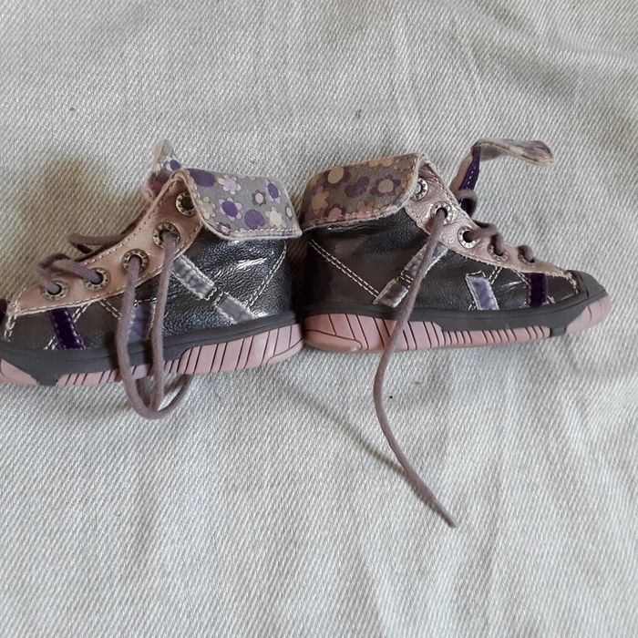 Chaussures bébé fille pointure 21 - photo numéro 3