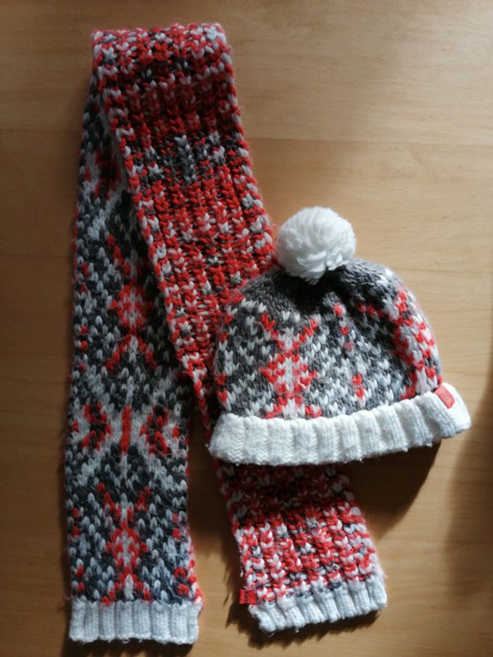 Ensemble bonnet écharpe