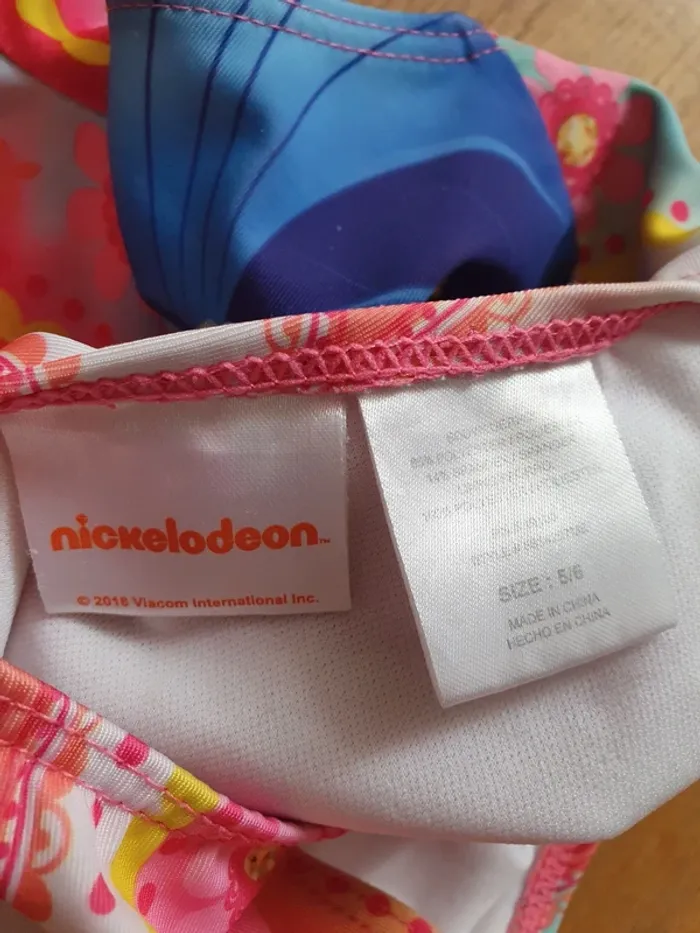 Maillot de bain 5/6 ans - photo numéro 5