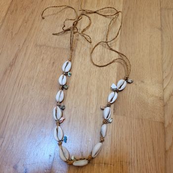 Collier coquillages 