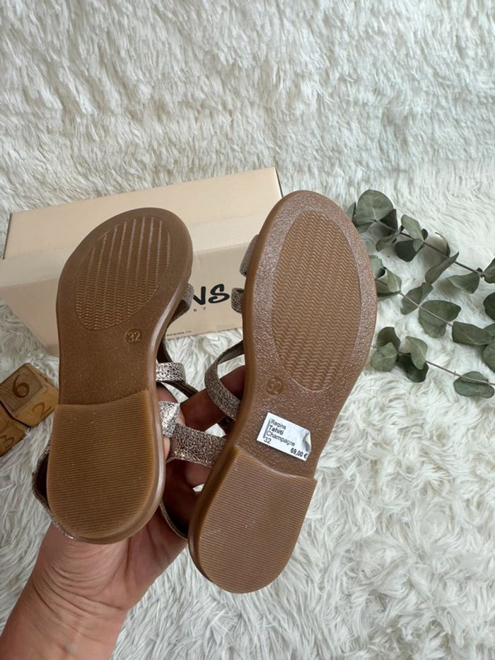 Paire de sandales reqins taille 32 - photo numéro 4