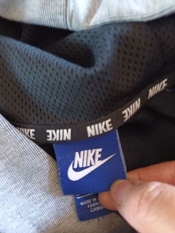 Sweat Nike - photo numéro 7