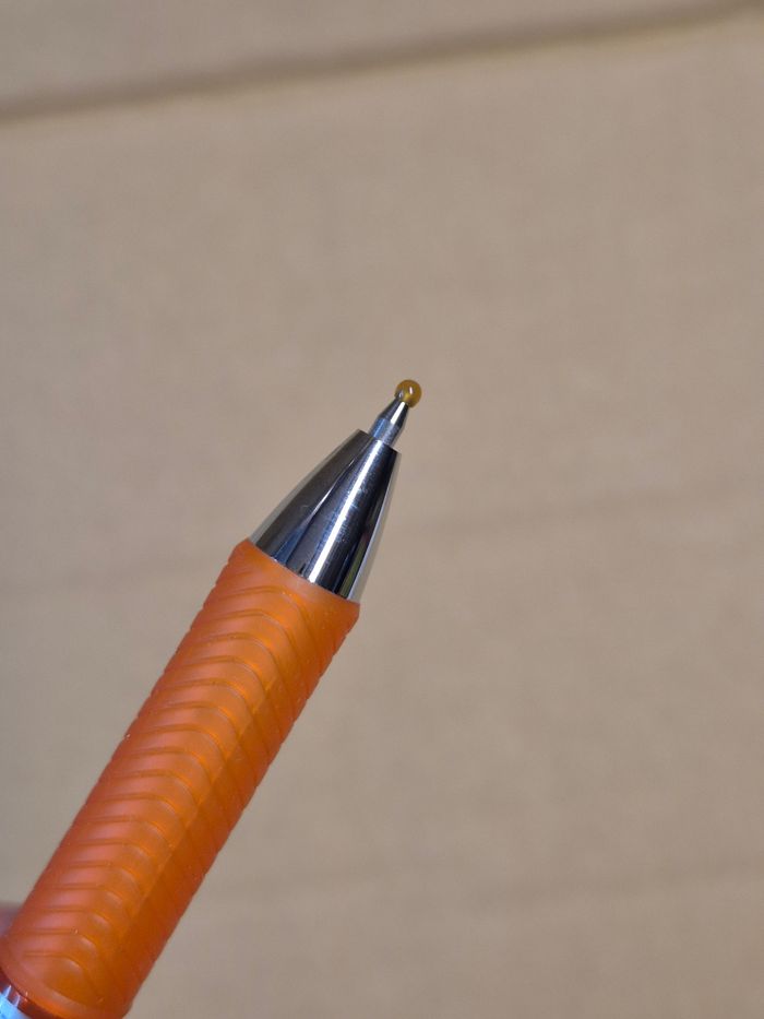 Lot 4 stylos Pentel Energel orange - photo numéro 3