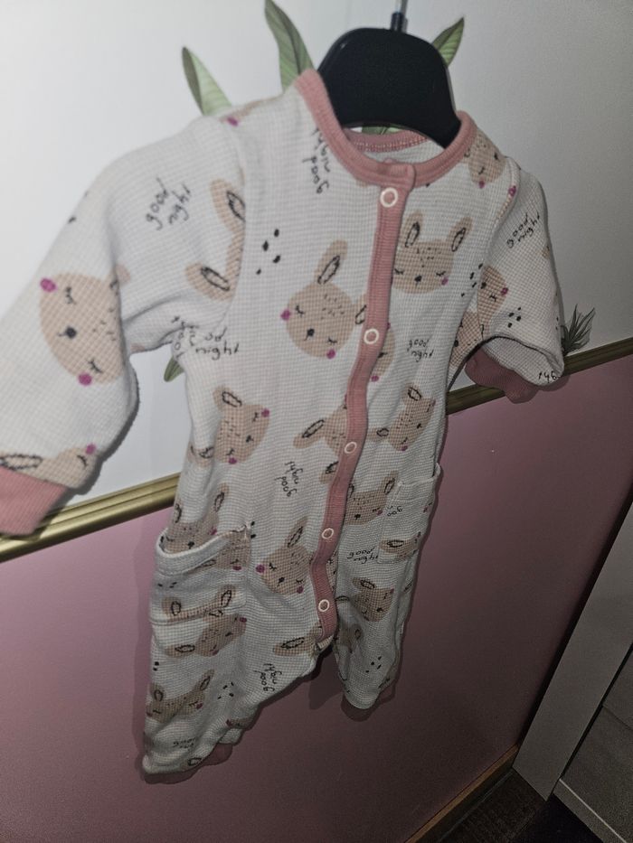 Pyjama nid d'abeille imprimé lapin - photo numéro 3