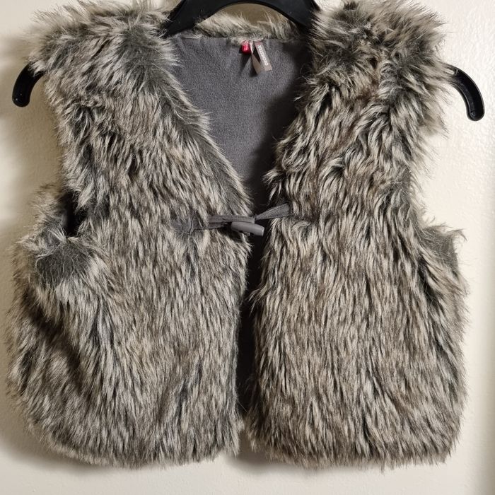 veste ORCHESTRA fausse fourrure taille 12 ans