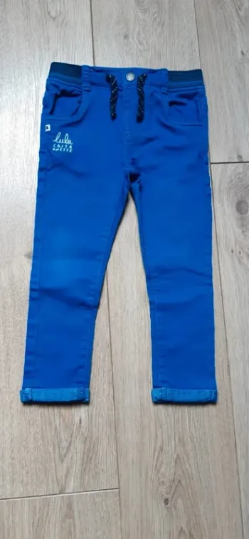 Pantalon lulu castagnette 3 ans en parfait état