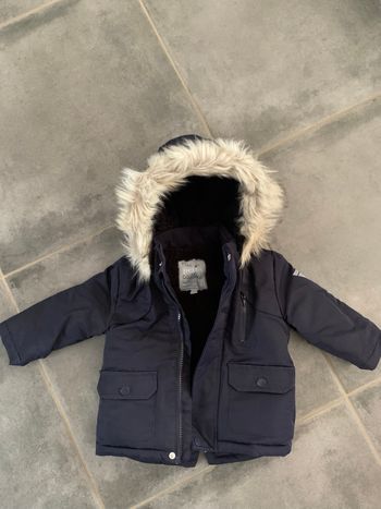 Vend manteau 9 mois