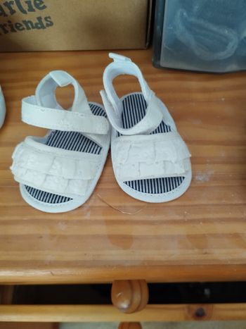 2 paires Chaussure bébé 0-3mois
