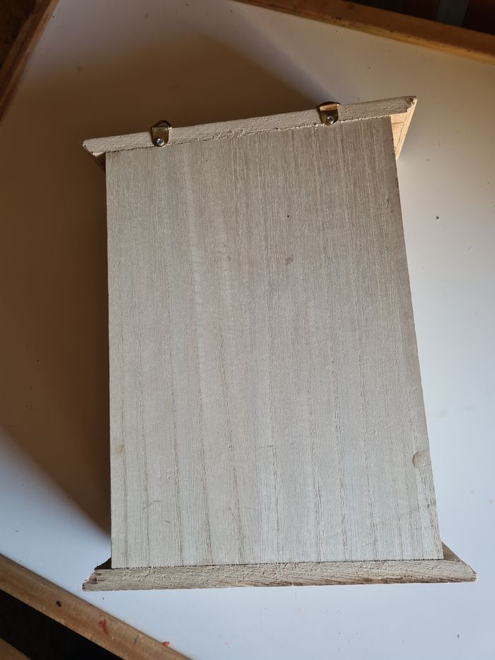 Boîte à clés. En bois. 26 x 20 cm . - photo numéro 5