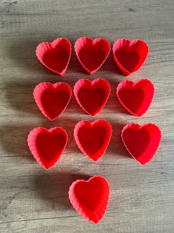 Lot de 10 moules à muffins cœurs