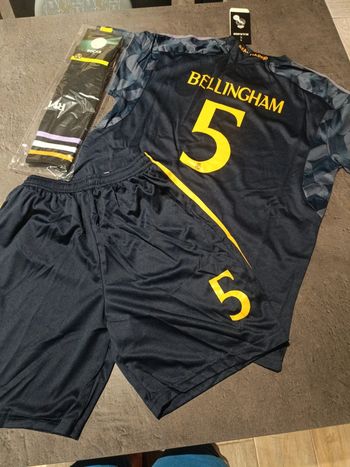 Tenue football real Madrid Jude Bellingham bleu t.28