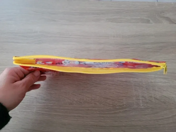 Lot de 2 trousses Hello kitty et Pat patrouille - photo numéro 8