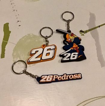 3 Porte-clefs mangas 26 Pedrosa