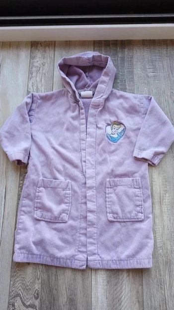 peignoir éponge cendrillon disney taille 2/4 ans
