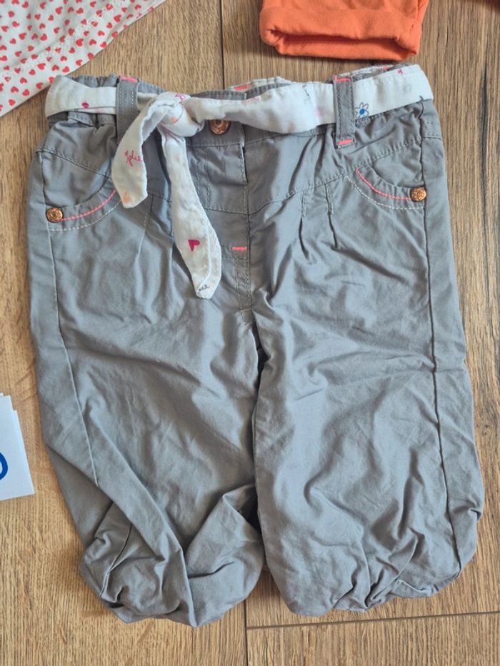 Lot bas et blouse fille 3 mois 1 pantalon et short et 1 blouse - photo numéro 2