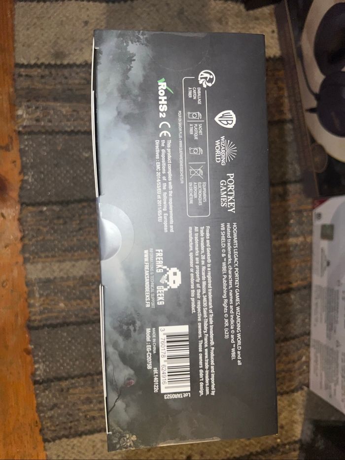 Manette PS4 Harry Potter édition limitée  collector rare - photo numéro 2