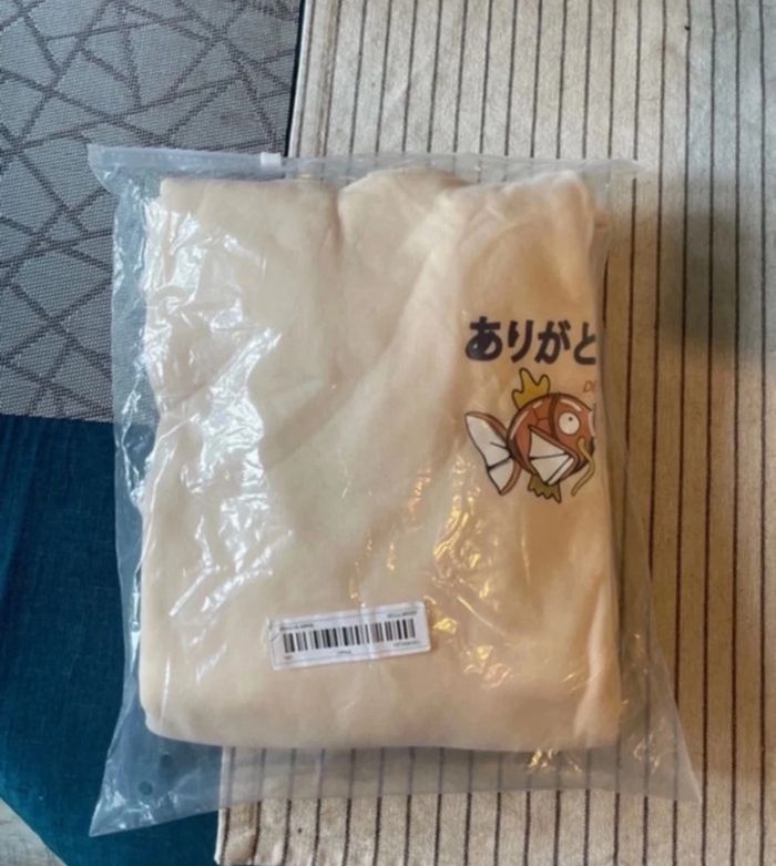 Sweat à capuche Pokemon Magicarpe Ramen - photo numéro 3