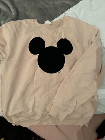 vente de vêtements mickey et pulls