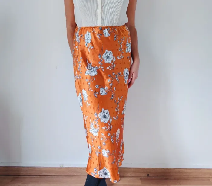 Jupe longue satinée orange fleuri taille élastique bohème moderne estivale taille 40 - photo numéro 4