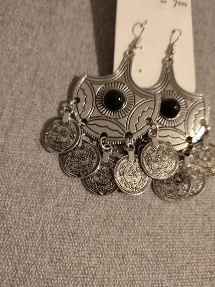 Boucle d'oreilles neuves Camaïeu - photo numéro 2