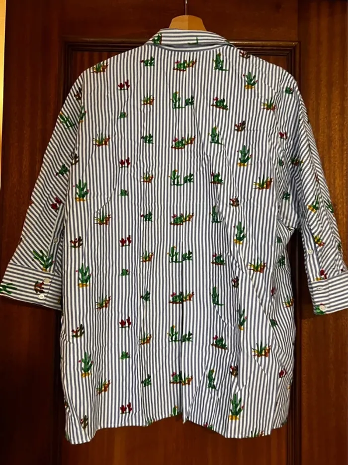 Camisa espalda abierta rayas y cactus - photo numéro 2