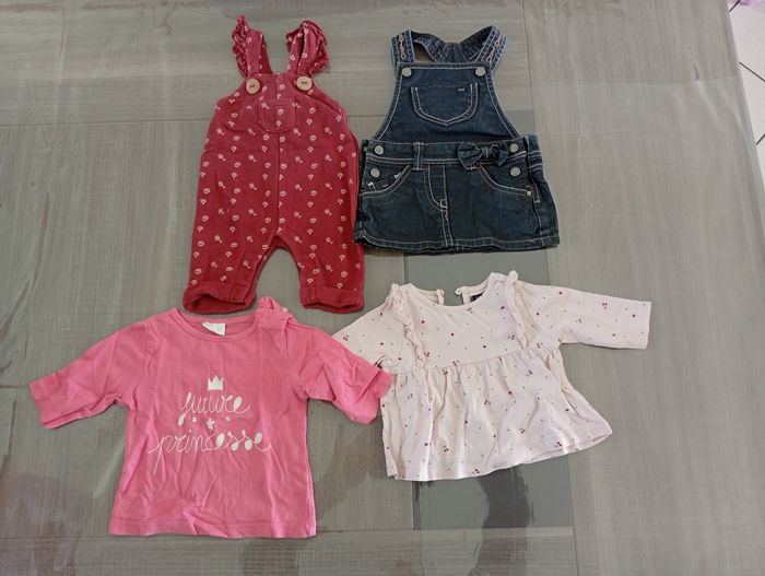 Lot de vêtements 1 mois fille - photo numéro 2