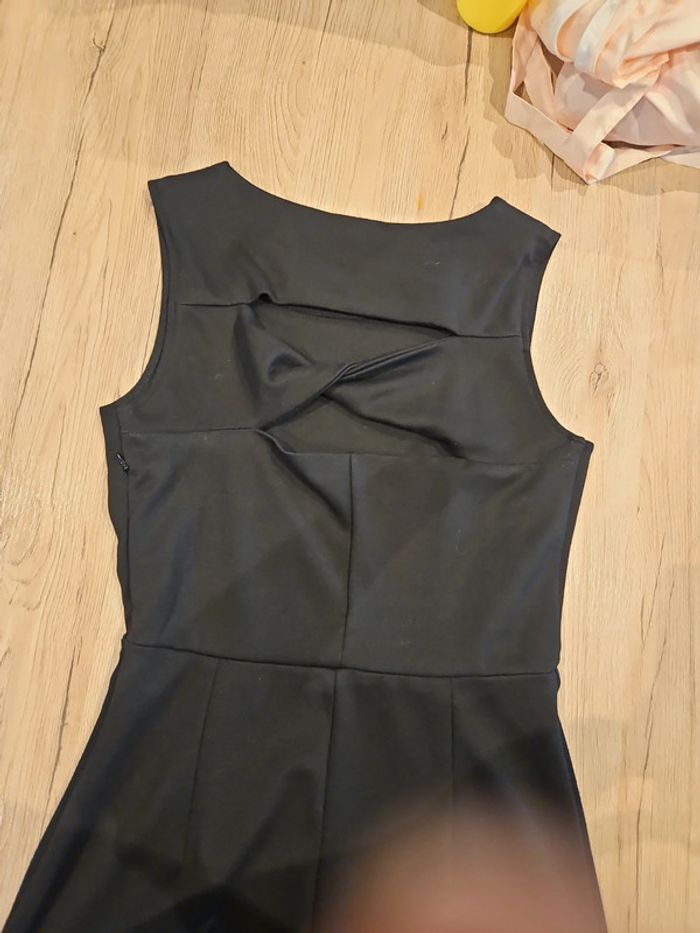 Petit robe noire - photo numéro 2
