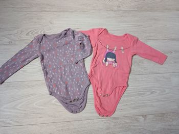 Lot 2 bodies 12 mois kitchoun/orchestra