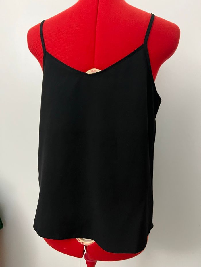 Débardeur fluide en voile et noir Kiabi - photo numéro 3