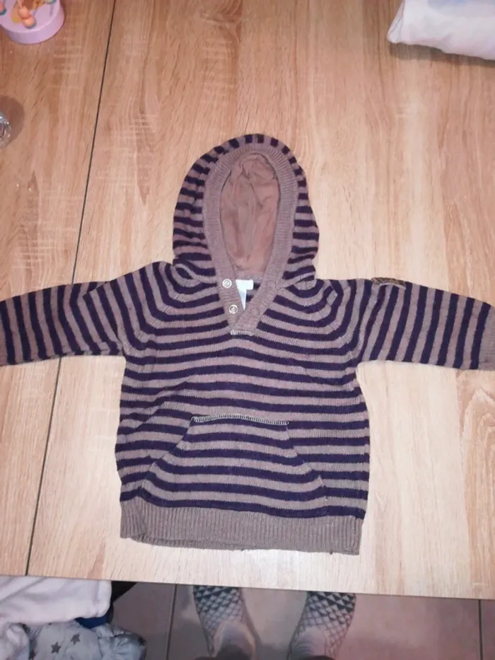 Pull 12 mois 74 cm