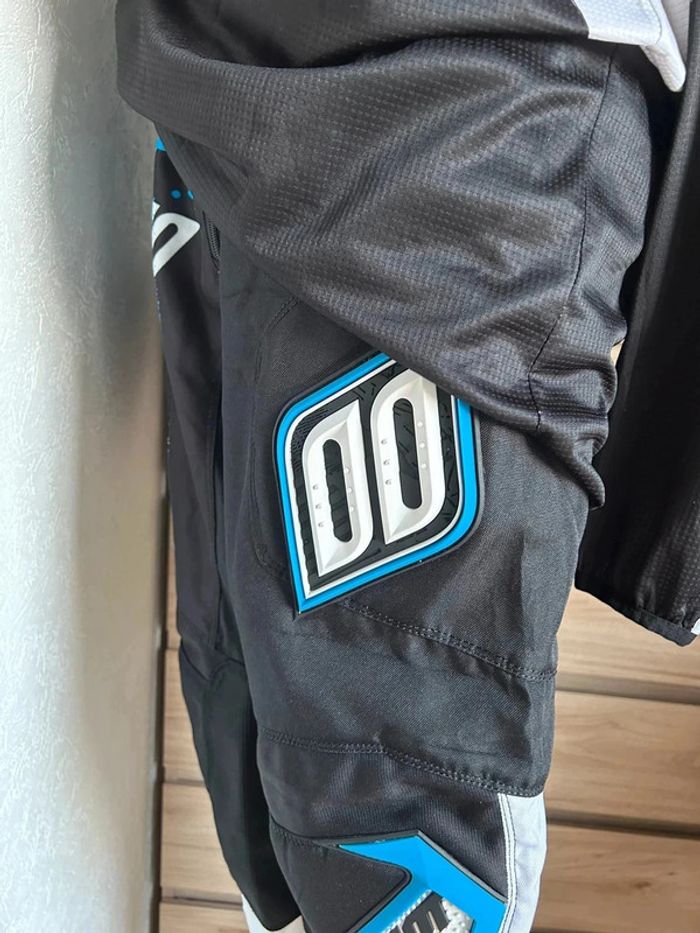 Tenue de moto cross / enduro Shot - photo numéro 11