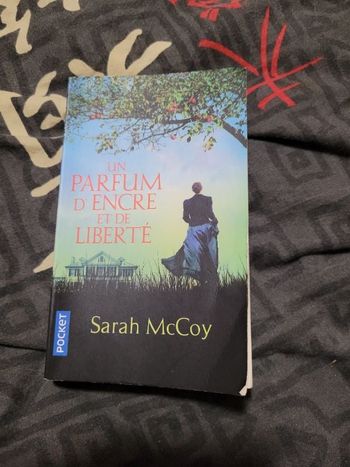 Un parfum d'encre et de liberté Sarah MC Coy