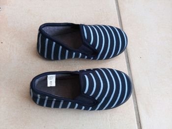 Chaussons pointure 25 