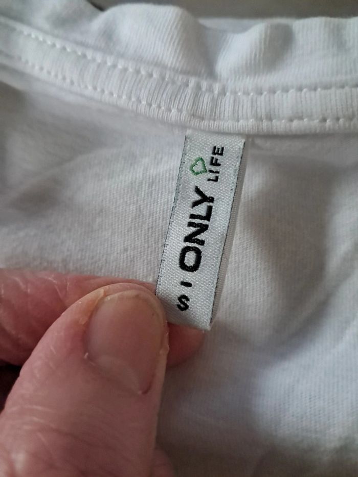 Tee-shirt - photo numéro 6