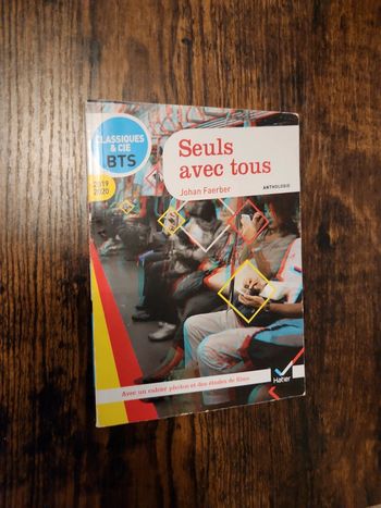 Livre : Seuls avec tous