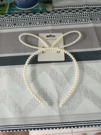 Serre tête style  perle neuf