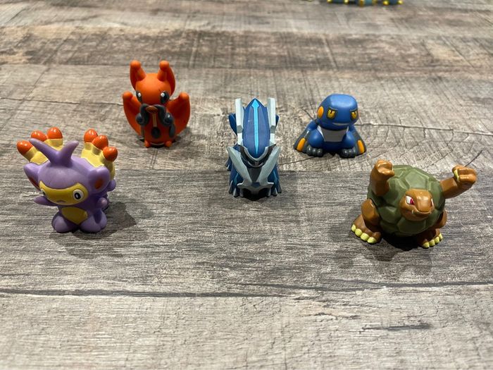 Lot n’1 : 5 Pokémon Finger Puppet Pokémons / Nintendo (Bandai 2006)