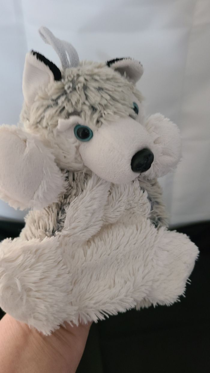 Doudou marionnette husky RODADOU RODA blanc gris poil long - photo numéro 4