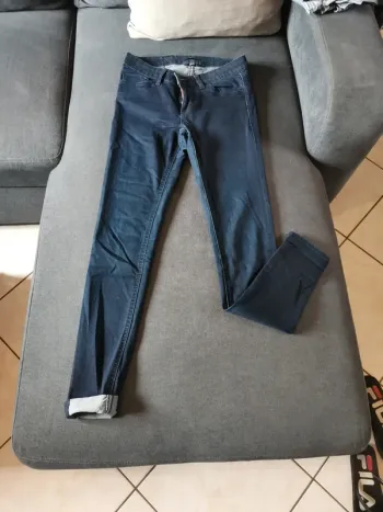 Pantalon slim taille 36