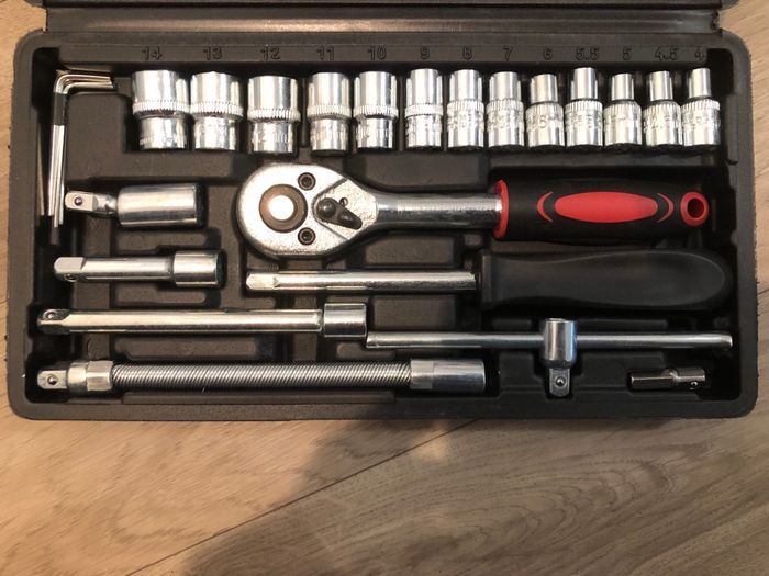 Caisse à outils - photo numéro 2