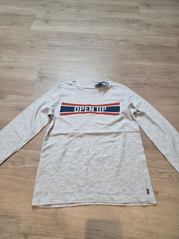 T-shirt manches longues 8 ans