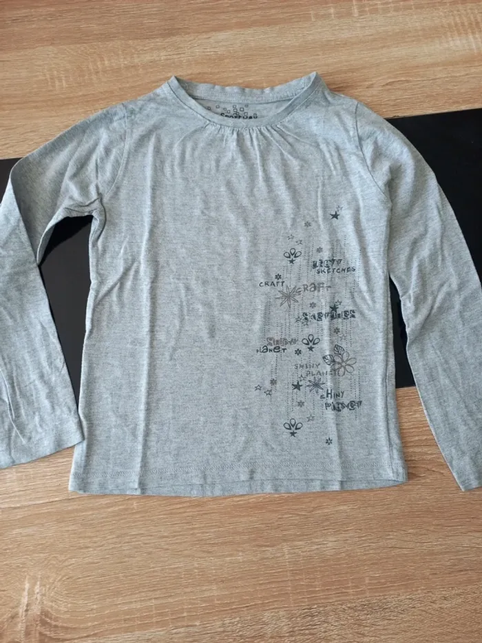 Tee-shirt manches longues fille 10 ans - photo numéro 2