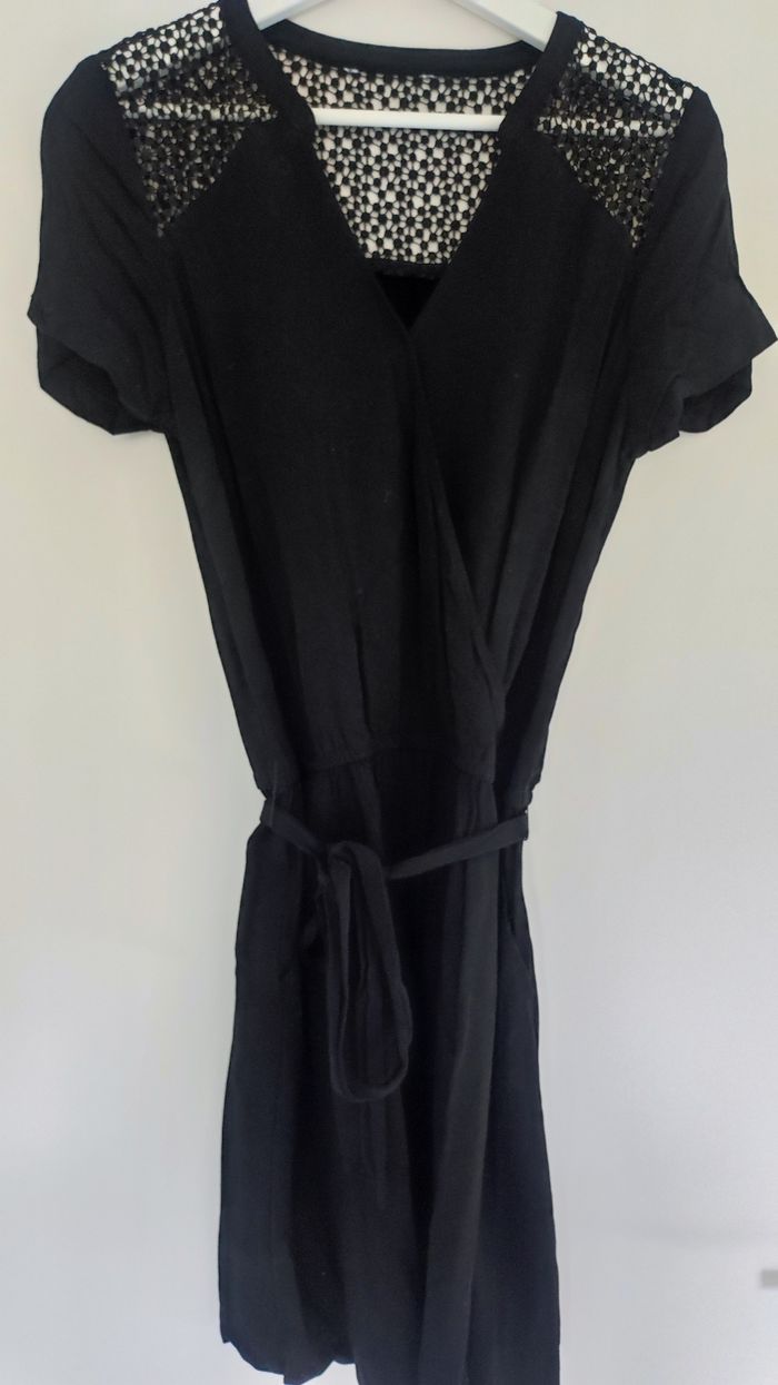 Robe noire courte camaïeu T38 - photo numéro 1