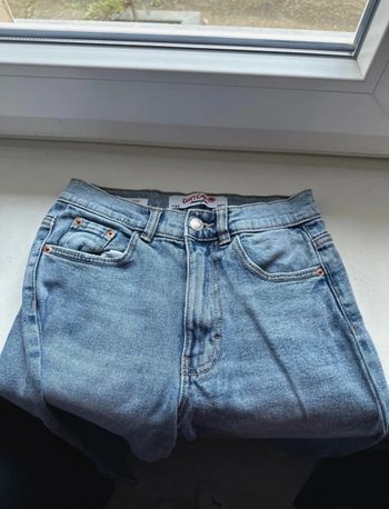 Jean Mom