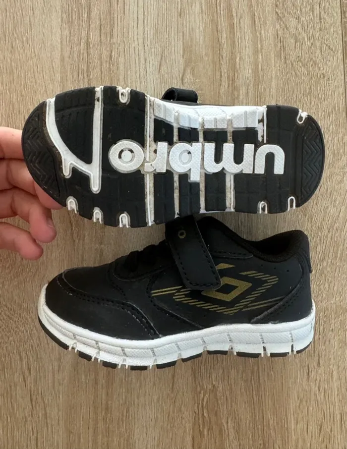 Chaussures - Taille 22 - photo numéro 2