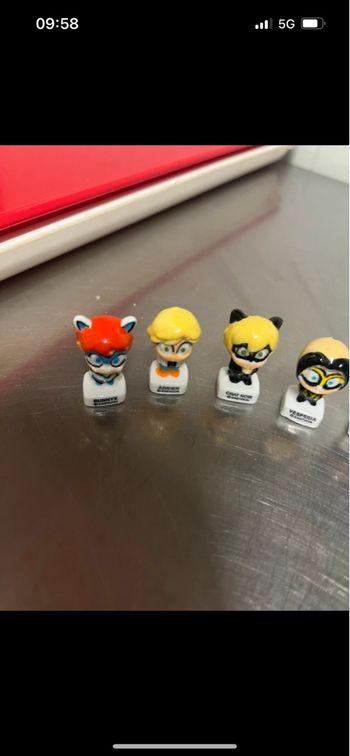 Lots de 8 fèves miraculous