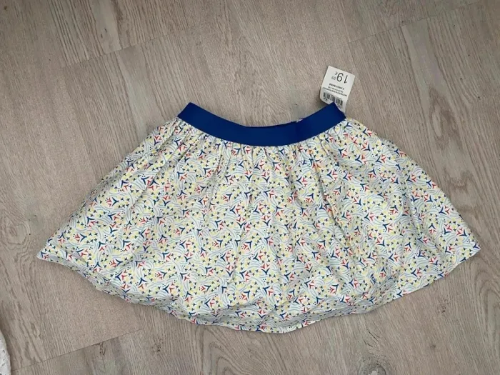 Très belle jupe okaidi Okaïdi taille 3 ans neuf